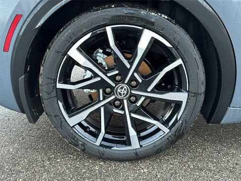 New 2026 Toyota Prius XSE image 12