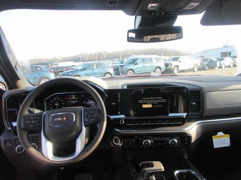 New 2026 GMC Sierra 1500 SLT w/ SLT Premium Package image 16