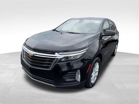 Certified 2024 Chevrolet Equinox LT w/ LPO, Floor Liner Package FWD image 2
