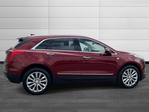 Used 2017 Cadillac XT5 Platinum image 6
