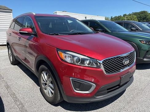 Used 2017 Kia Sorento AWD image 33