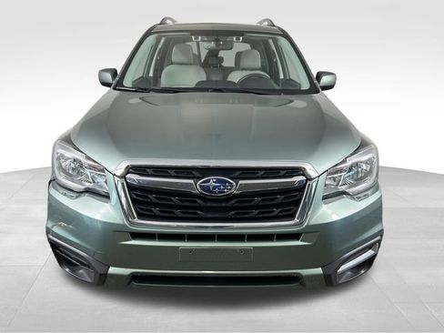 Used 2017 Subaru Forester 2.5i Premium AWD/4WD image 9