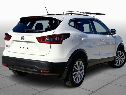 Used 2022 Nissan Rogue Sport S image 12