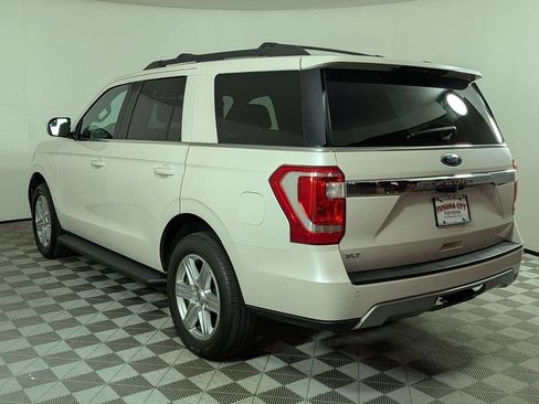 Used 2018 Ford Expedition XLT w/ Equipment Group 201A RWD image 5