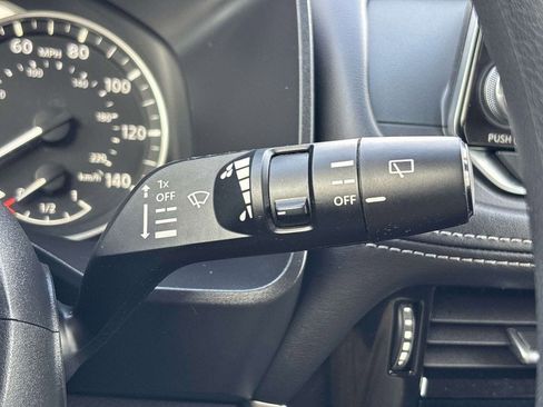 Certified 2021 Nissan Rogue SV AWD/4WD image 24
