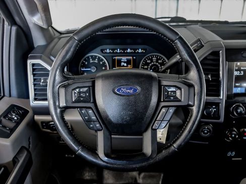 Used 2016 Ford F150 XLT w/ Equipment Group 302A Luxury image 15