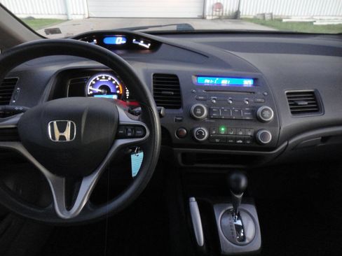 Used 2010 Honda Civic LX image 12