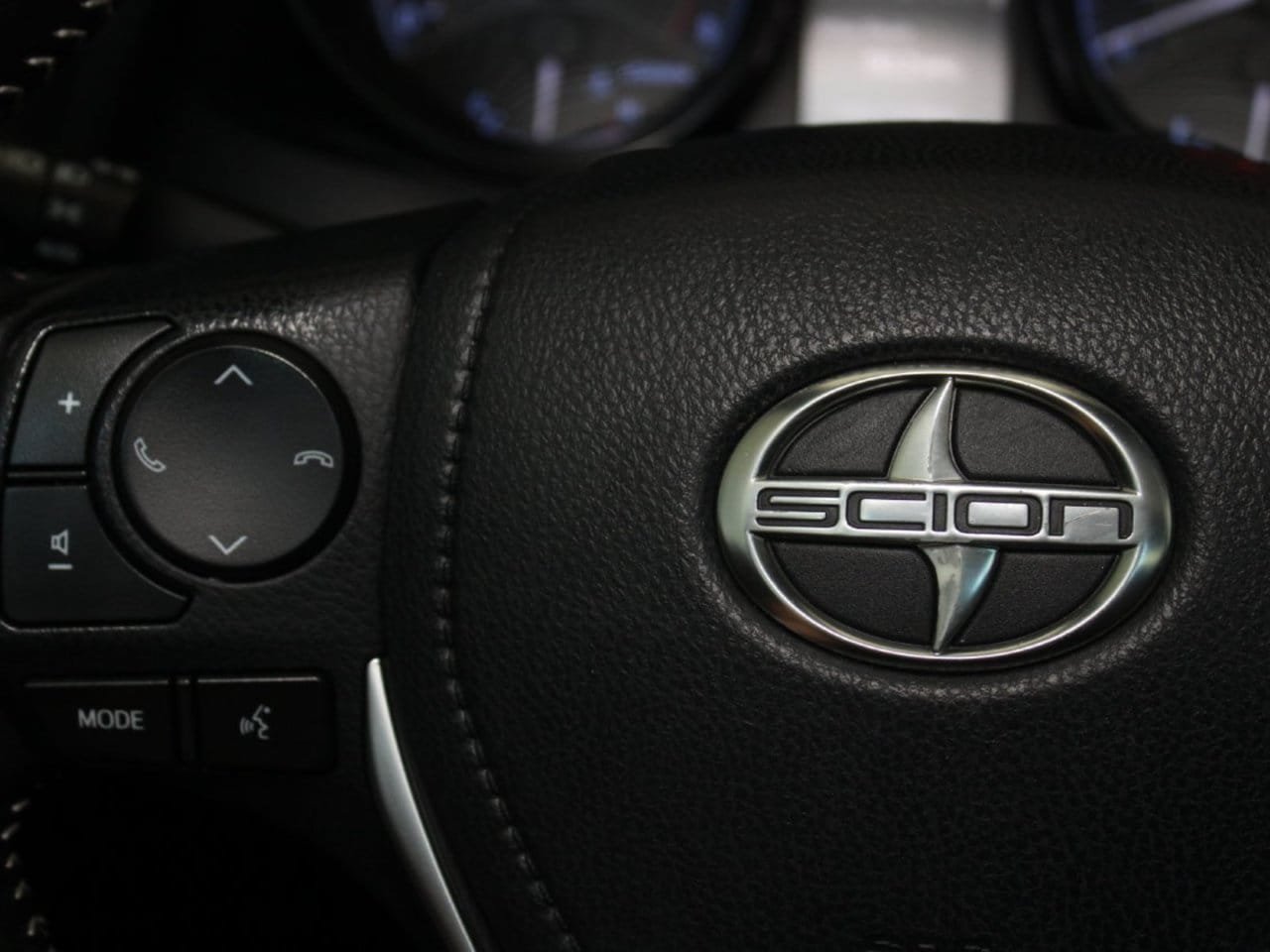 Used 2016 Scion iM FWD image 25