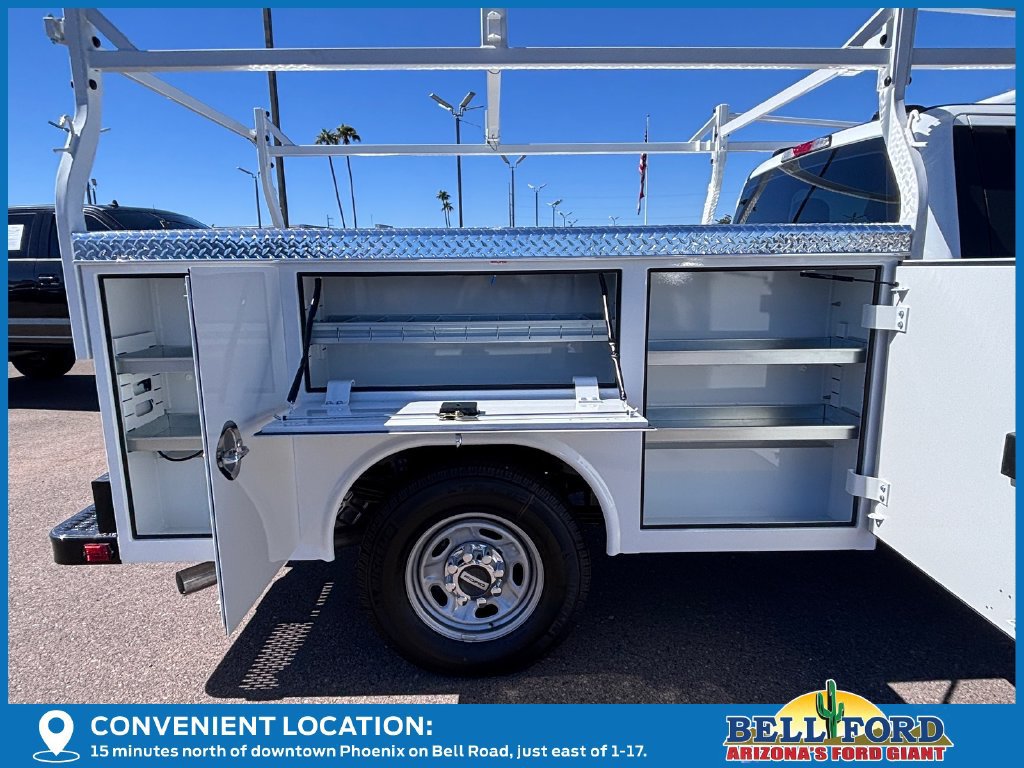 New 2027 Ford F250 XL w/ XL Chrome Package RWD image 7