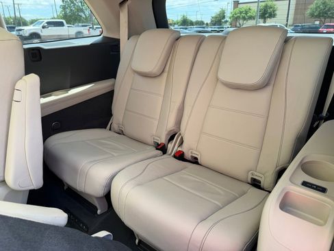 Used 2020 Mercedes-Benz GLS 580 4MATIC image 23