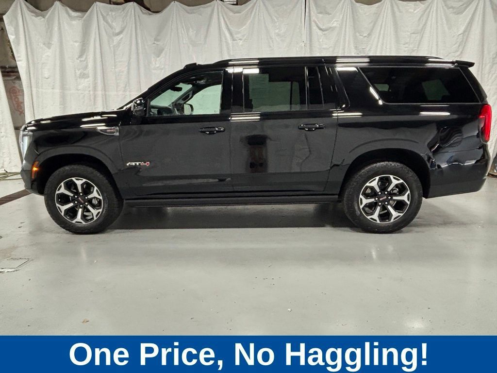 Used 2026 GMC Yukon XL AT4 w/ AT4 Premium Package AWD/4WD image 4