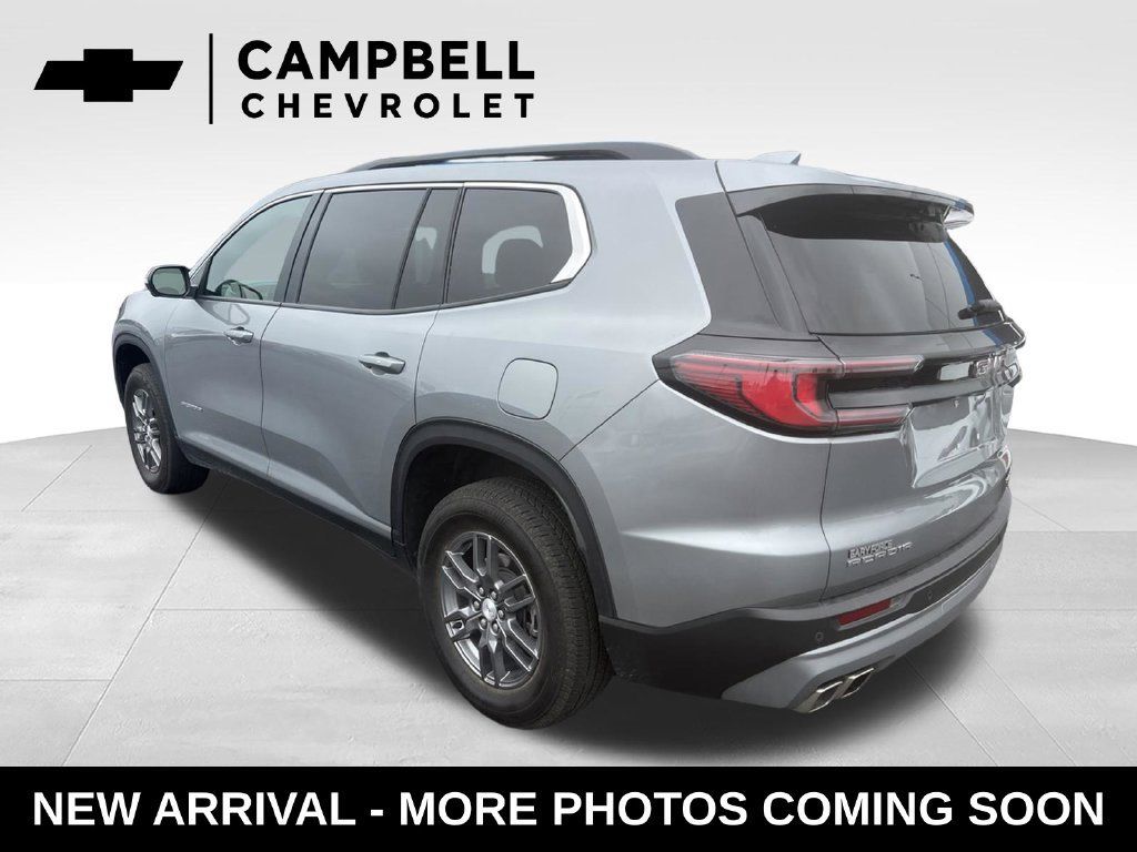 Used 2025 GMC Acadia Elevation FWD image 3