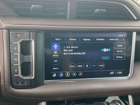 Used 2021 GMC Yukon XL Denali w/ Denali Premium Package image 29