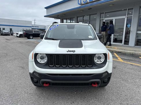 Used 2018 Jeep Renegade Trailhawk w/ Safety & Security Group AWD/4WD image 2