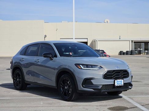 Used 2026 Honda HR-V Sport image 3