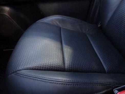 Used 2020 Toyota Tacoma Limited image 9