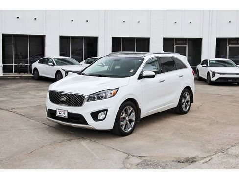 Used 2016 Kia Sorento SX FWD image 3