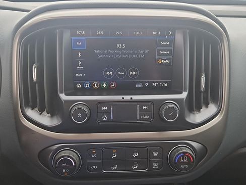 Used 2021 Chevrolet Colorado Z71 AWD/4WD image 20