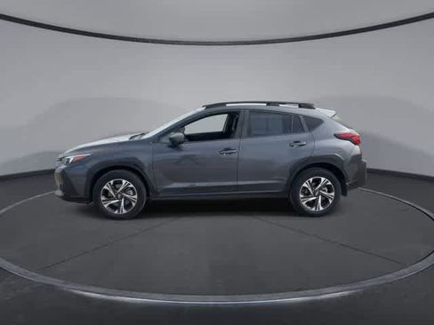 Used 2024 Subaru Crosstrek 2.0i Premium image 5