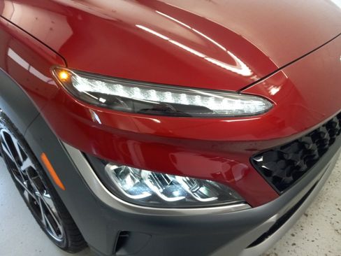 Used 2023 Hyundai Kona Limited AWD/4WD image 5