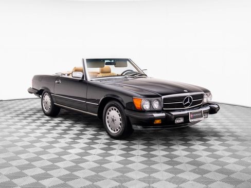 Used 1987 Mercedes-Benz 560 SL image 8