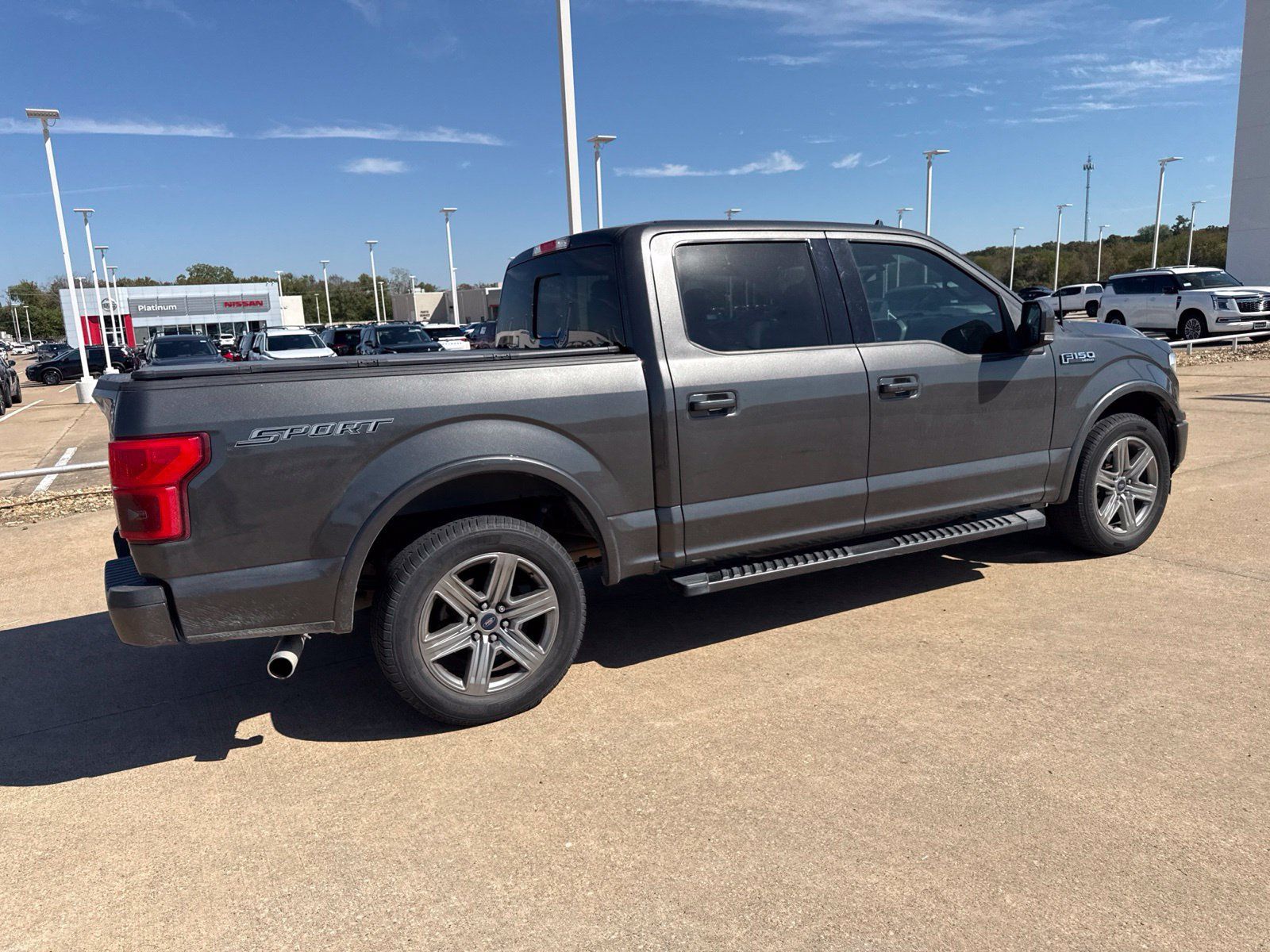 Used 2018 Ford F150 Lariat w/ Equipment Group 502A Luxury RWD image 10