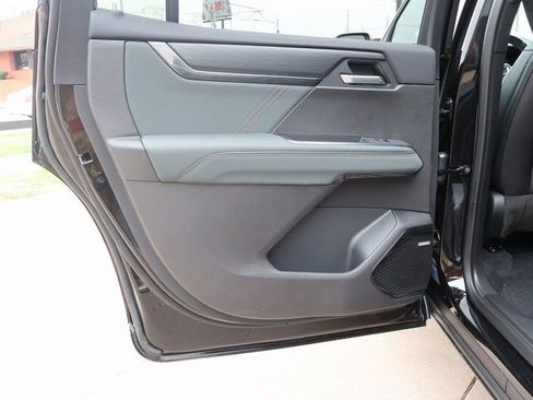 New 2026 GMC Acadia AT4 w/ Super Cruise Package AWD/4WD image 20