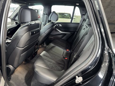 Used 2025 BMW X5 sDrive40i w/ Climate Comfort Package RWD image 15