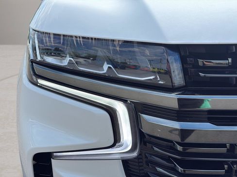 Used 2021 Chevrolet Tahoe RST w/ Luxury Package AWD/4WD image 9