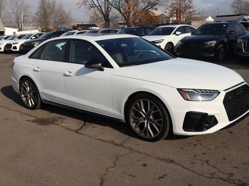 Used 2024 Audi S4 Premium Plus image 3