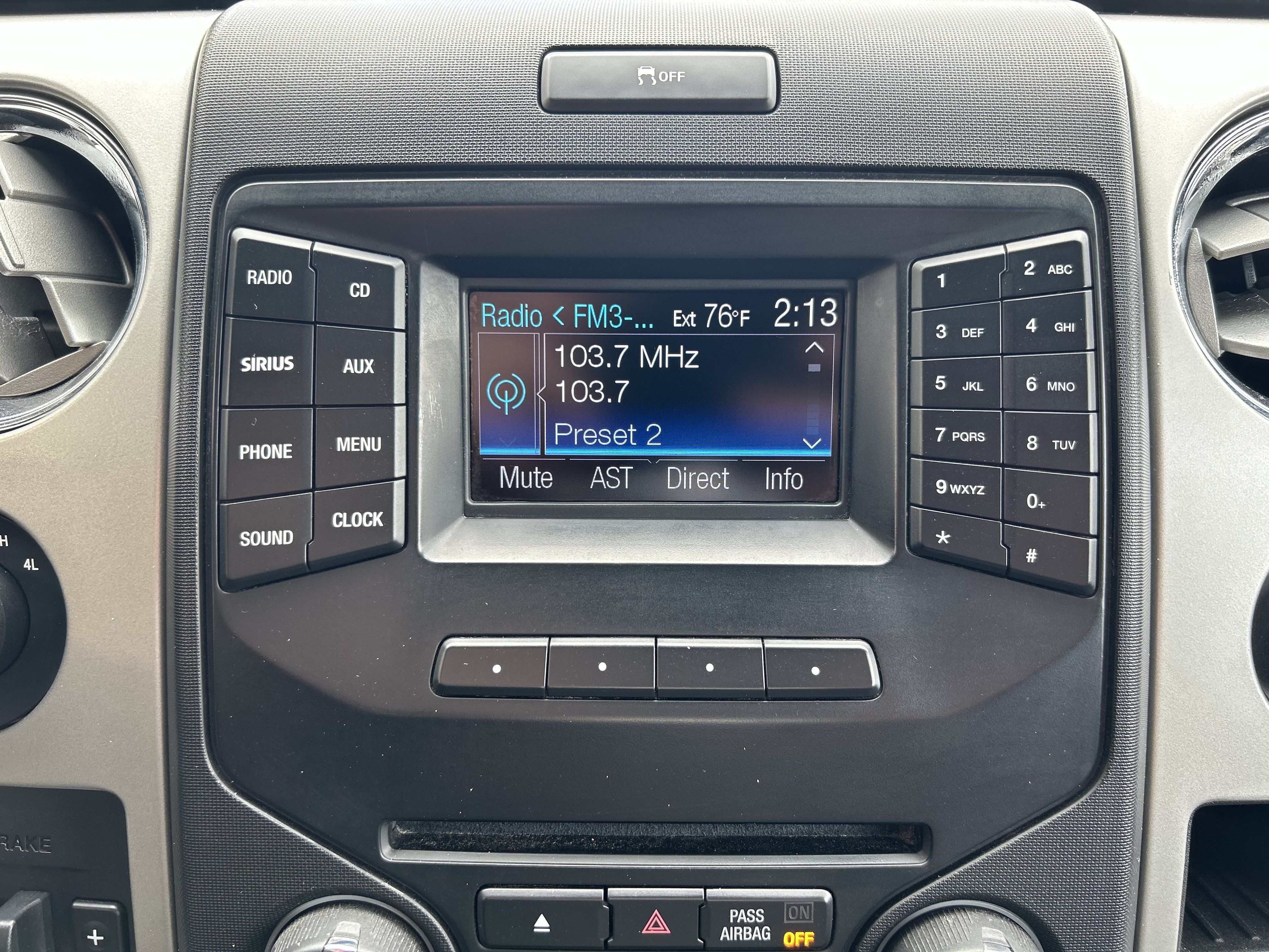 Used 2014 Ford F150 XLT w/ Equipment Group 302A Luxury AWD/4WD image 28