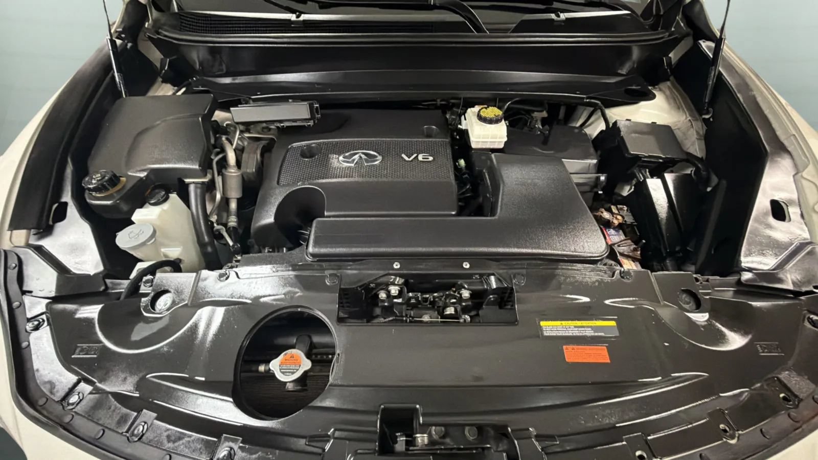 Used 2016 INFINITI QX60 FWD w/ Premium Plus Package image 23