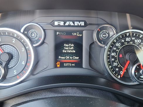 Used 2024 RAM 2500 Big Horn AWD/4WD image 15