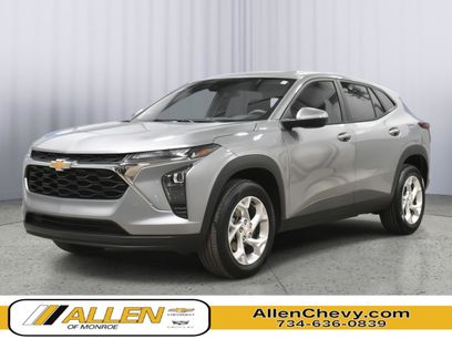 Used 2024 Chevrolet Trax LS w/ LS Convenience Package