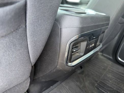 Used 2023 GMC Sierra 1500 Elevation image 27