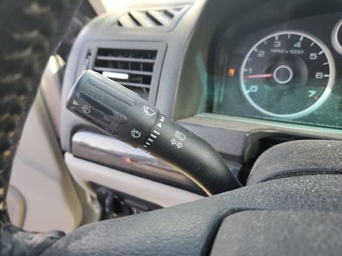 Used 2009 Ford Fusion SEL image 14