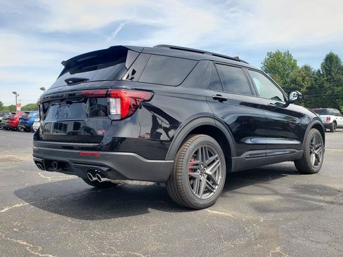 New 2026 Ford Explorer ST AWD/4WD image 3