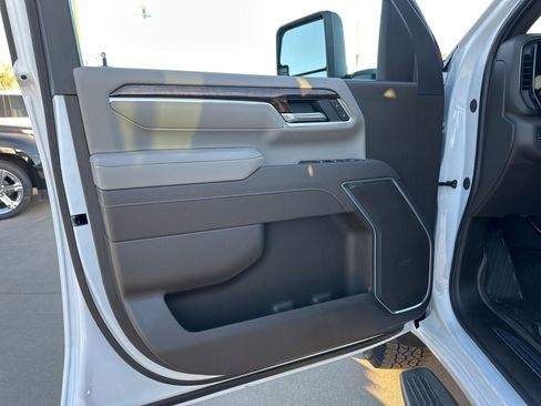 New 2026 GMC Sierra 2500 SLE image 22