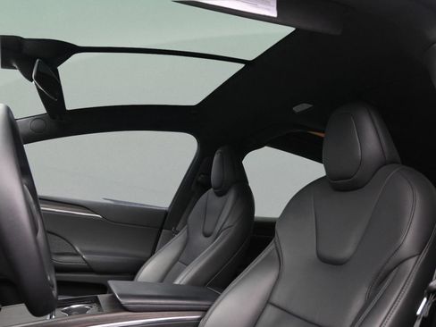 Used 2024 Tesla Model X Base image 20