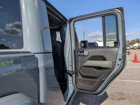 New 2026 Jeep Gladiator Mojave image 56