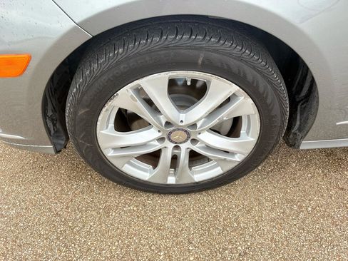 Used 2011 Mercedes-Benz E 350 Sedan image 11