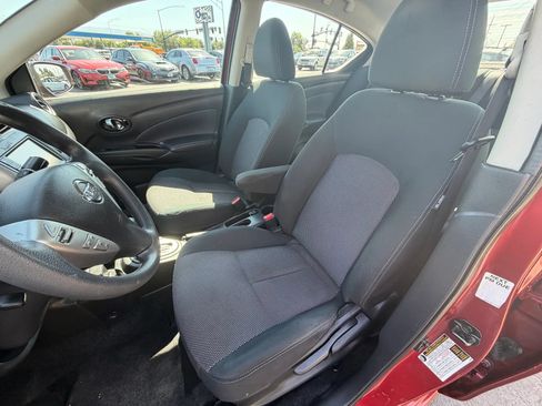 Used 2019 Nissan Versa SV FWD image 9