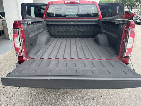 Used 2019 GMC Canyon Denali RWD image 17