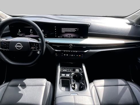 Certified 2025 Nissan Murano SL AWD/4WD image 14
