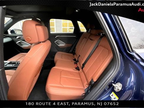 Used 2025 Audi Q3 2.0T Premium w/ Convenience Package image 18