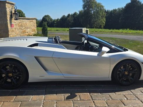 Used 2011 Lamborghini Gallardo LP 560-4 image 3