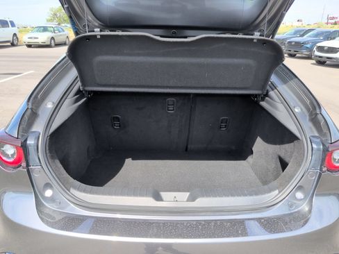 Used 2024 MAZDA MAZDA3 s FWD image 11