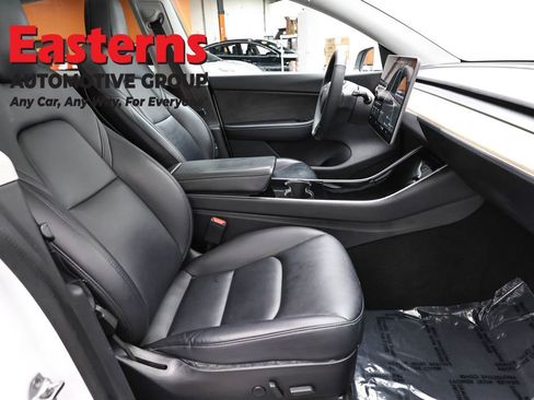 Used 2020 Tesla Model Y Long Range image 18