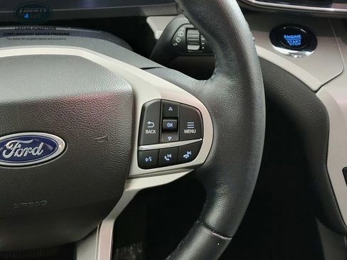 Used 2023 Ford Explorer XLT w/ Equipment Group 202A image 30