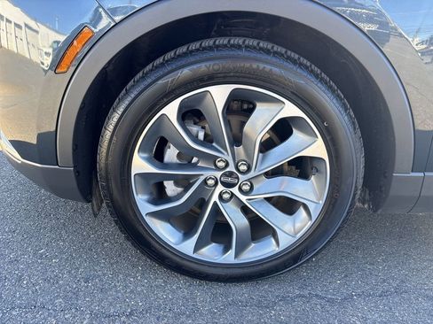 Certified 2022 Lincoln Nautilus Reserve w/ Luxury Package image 30